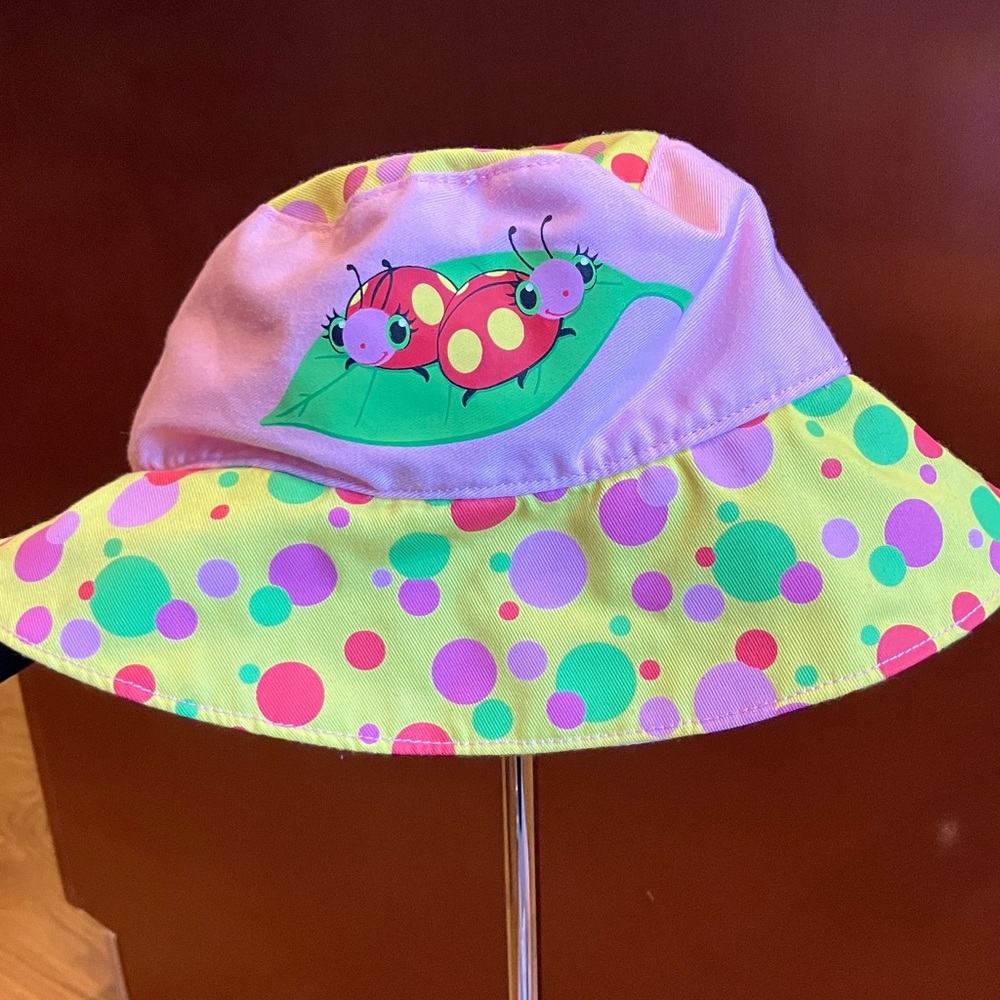 Melissa & Doug Mollie and Bollie  Bucket Hat
